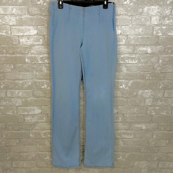 Hot in Hollywood California Fit Jeans - Picture 1 of 6